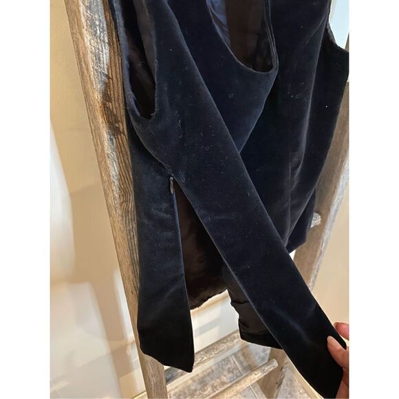 S 12/14, Anne de Villers Paris, black velour 2 pc suit. Like new condition! - Picture 4 of 7